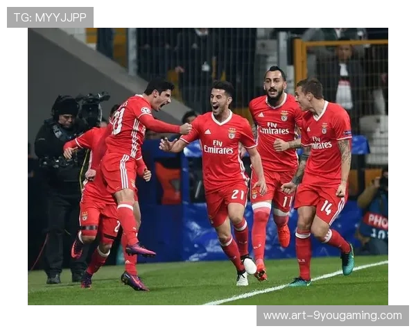 球队“神秘战术”曝光：欧冠中的奇思妙想，欧冠战术分析